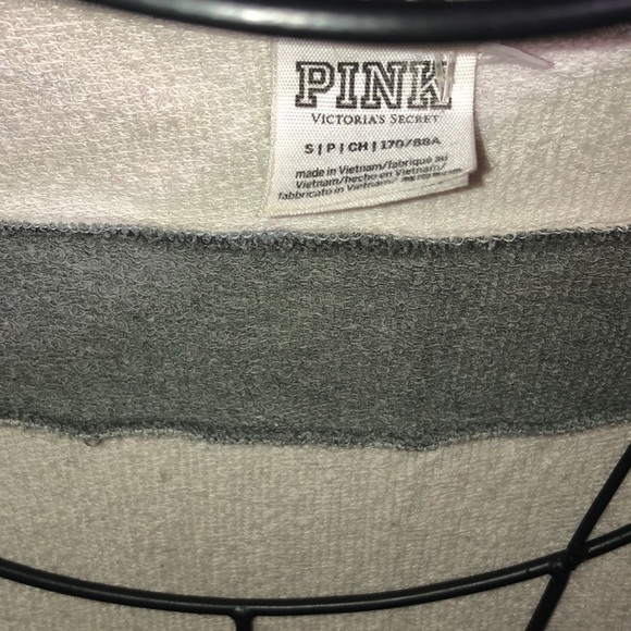 Victoria’s Secret pink off white Jersey style sweatshirt oversized size small​​ - Picture 4 of 7